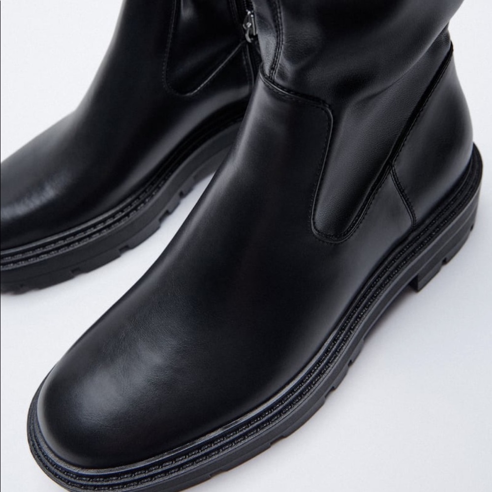 Black Zara boots size 8